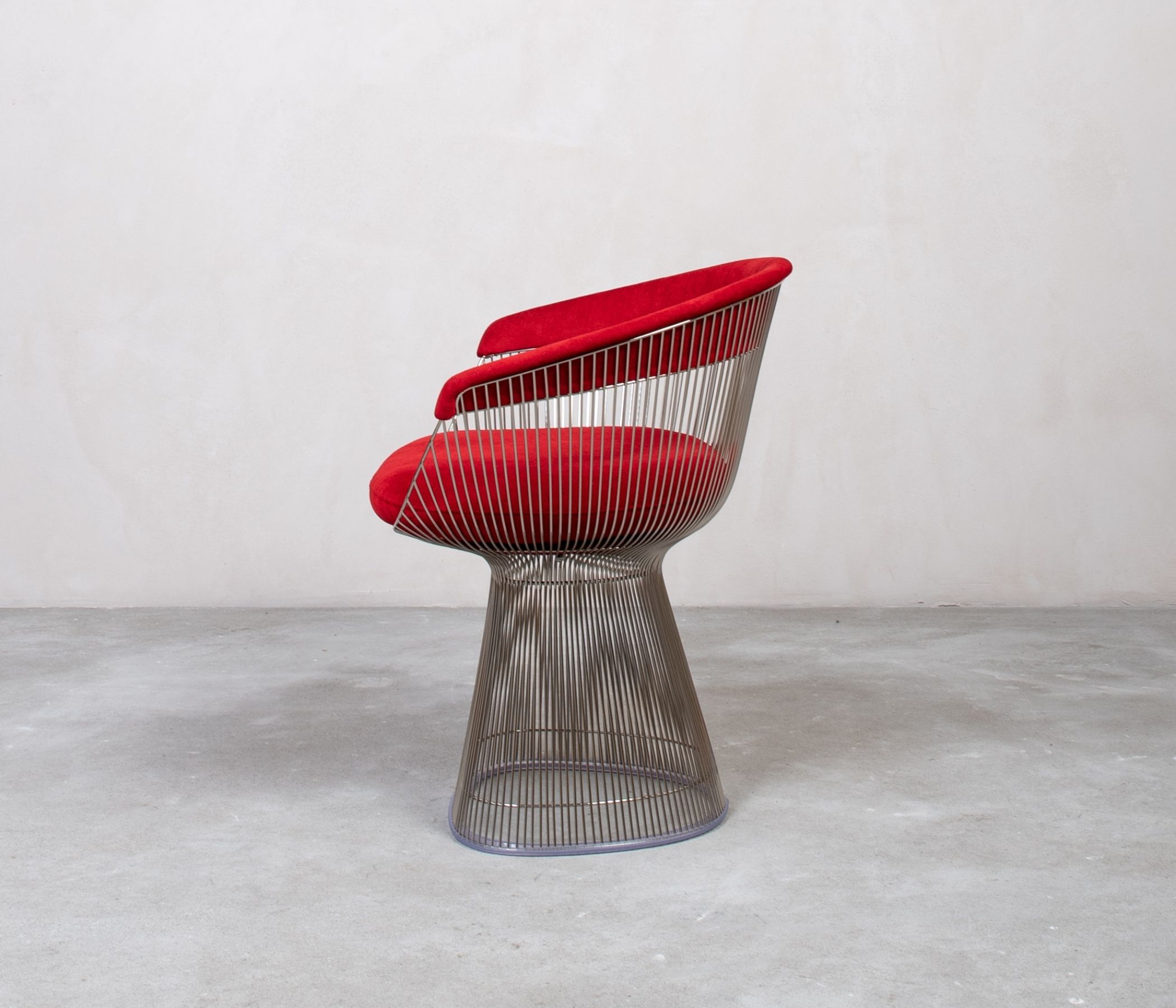 Knoll Platner Arm Chair aus Metall mit rotem Kissen