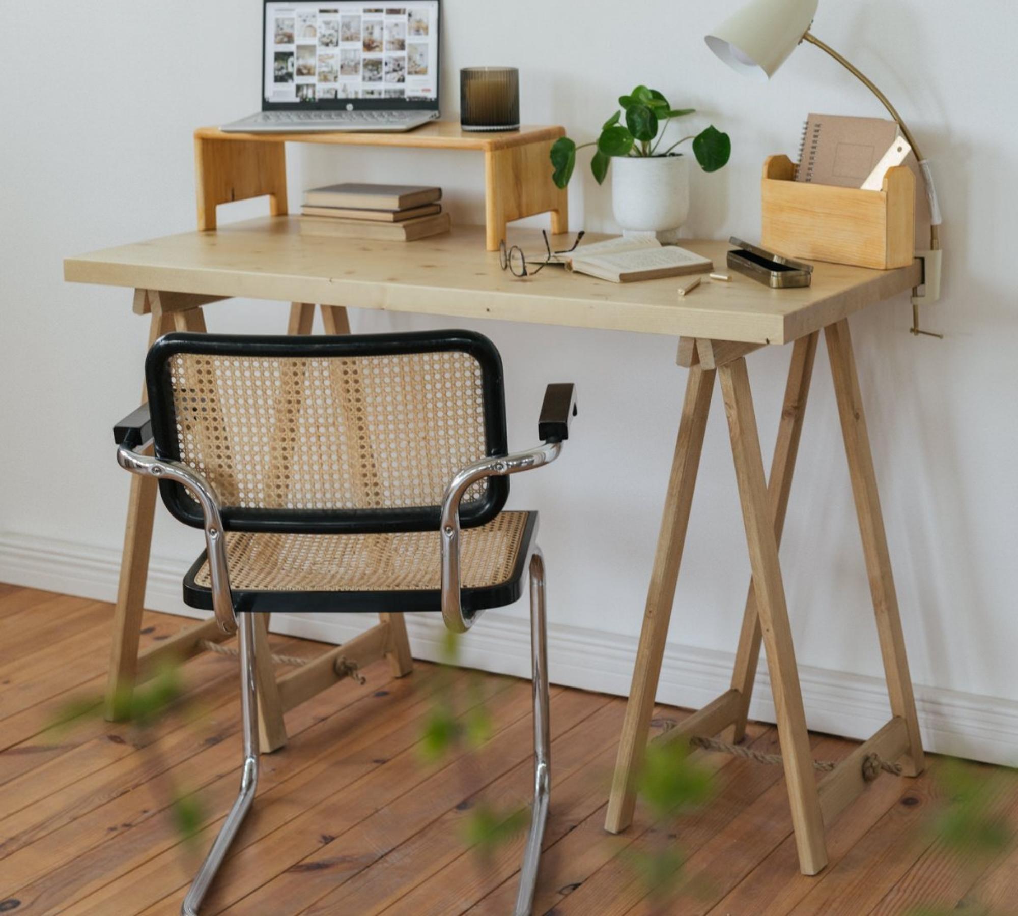 Schreibtisch mit Juteseil-Böcken Juteseil Olivholzoptik