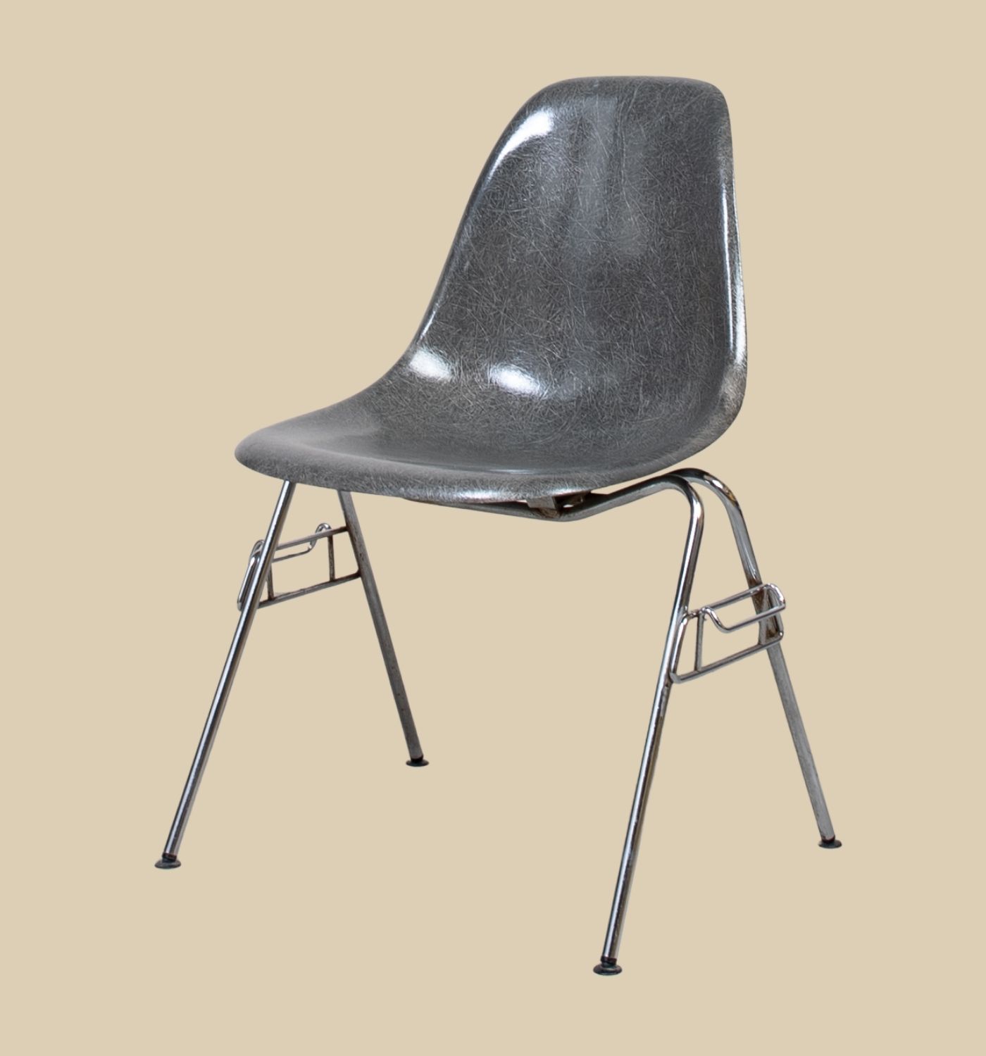 Eames Fiberglass Sidechair by Herman Miller Elephant Grey
