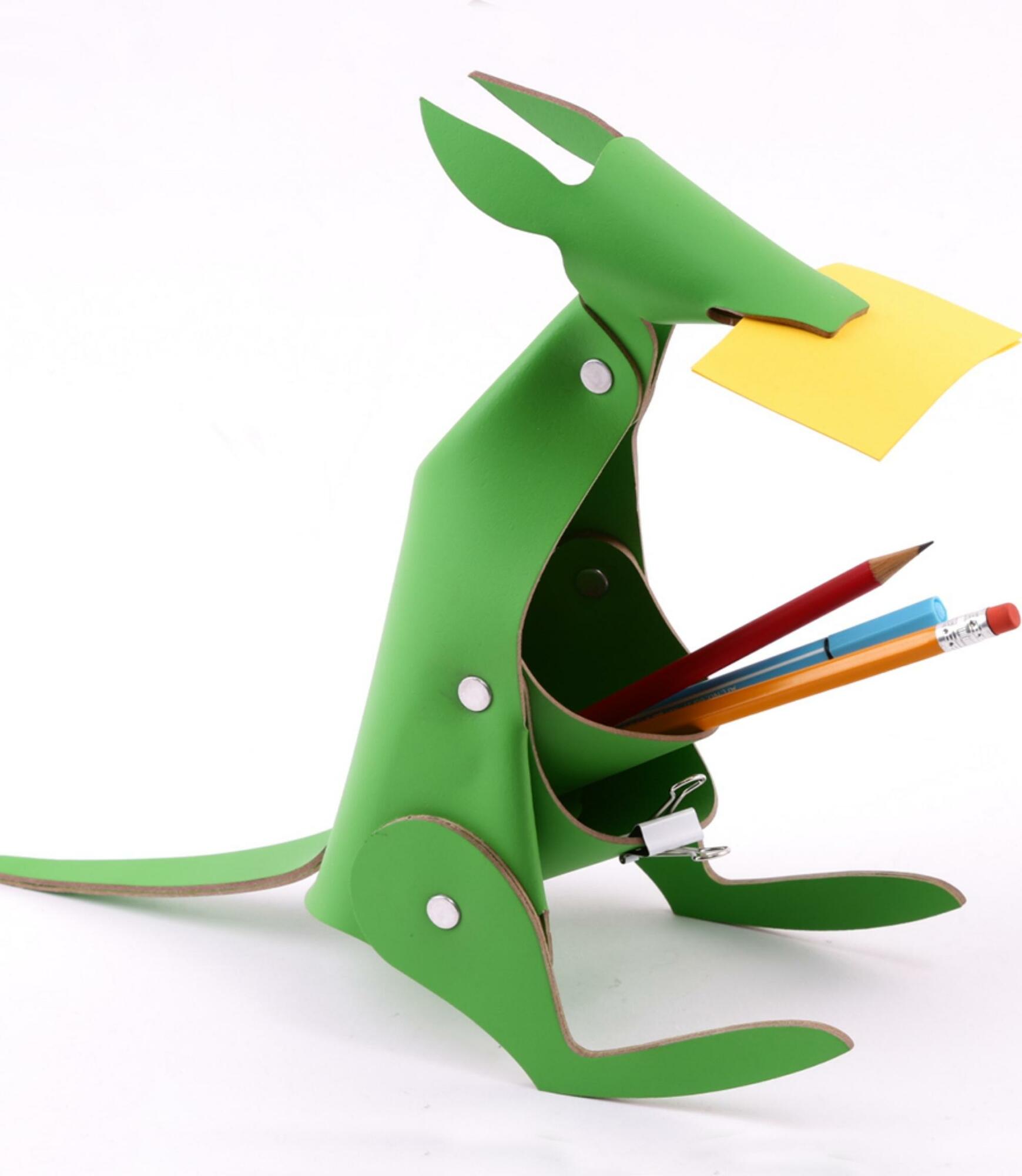 Känguru Schreibtischhelfer aus 100% Recyceltem Leder Grün 0
